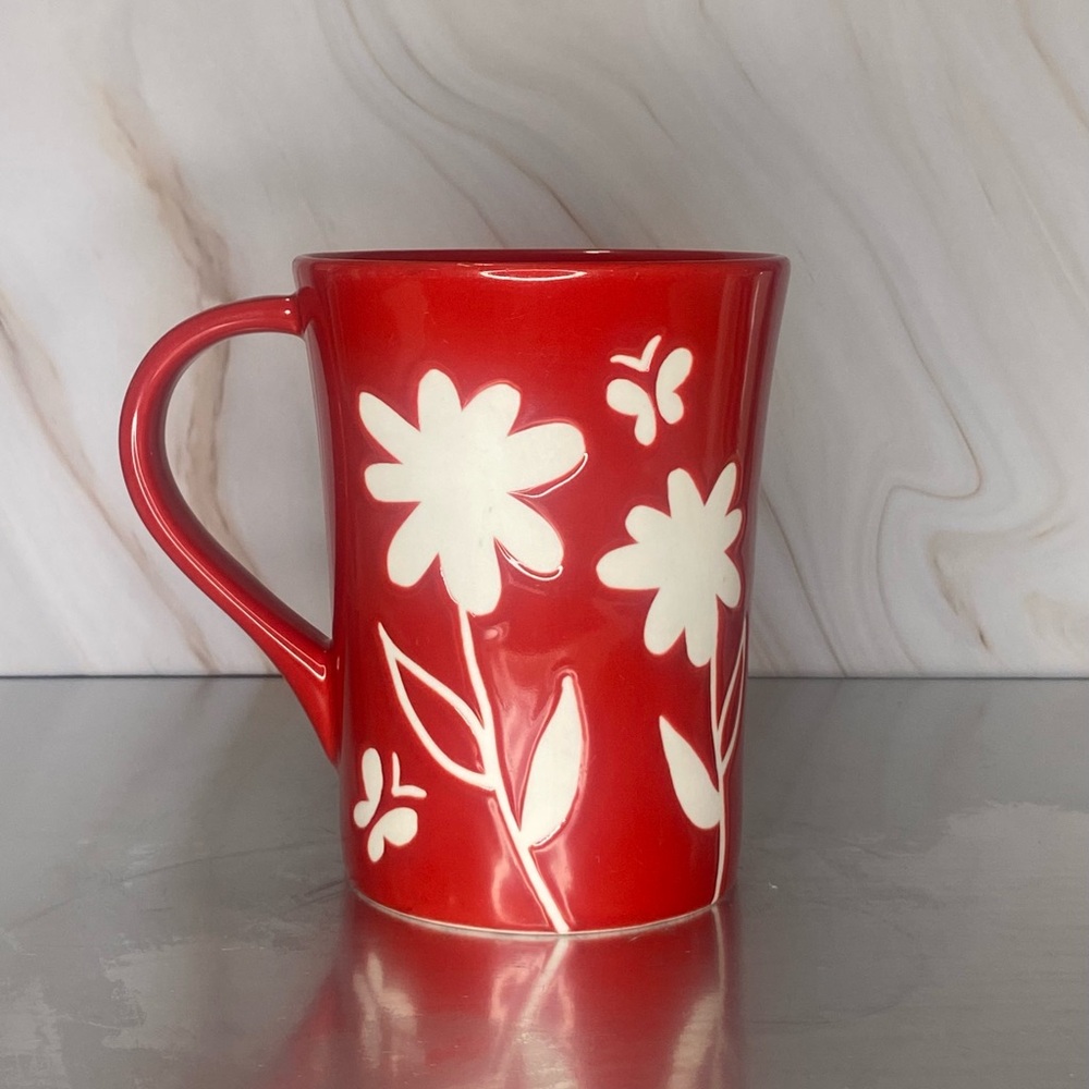VINTAGE 2007 Starbucks 12oz Red w/ White Flowers Embossed Ceramic Mug